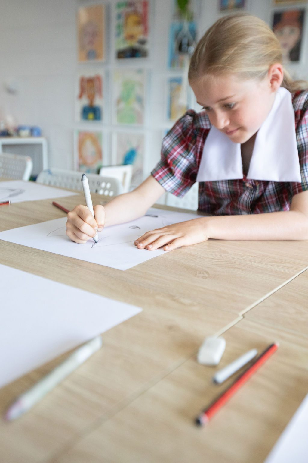 Doodling in the Margins: Enhancing memory and focus in school using art!
