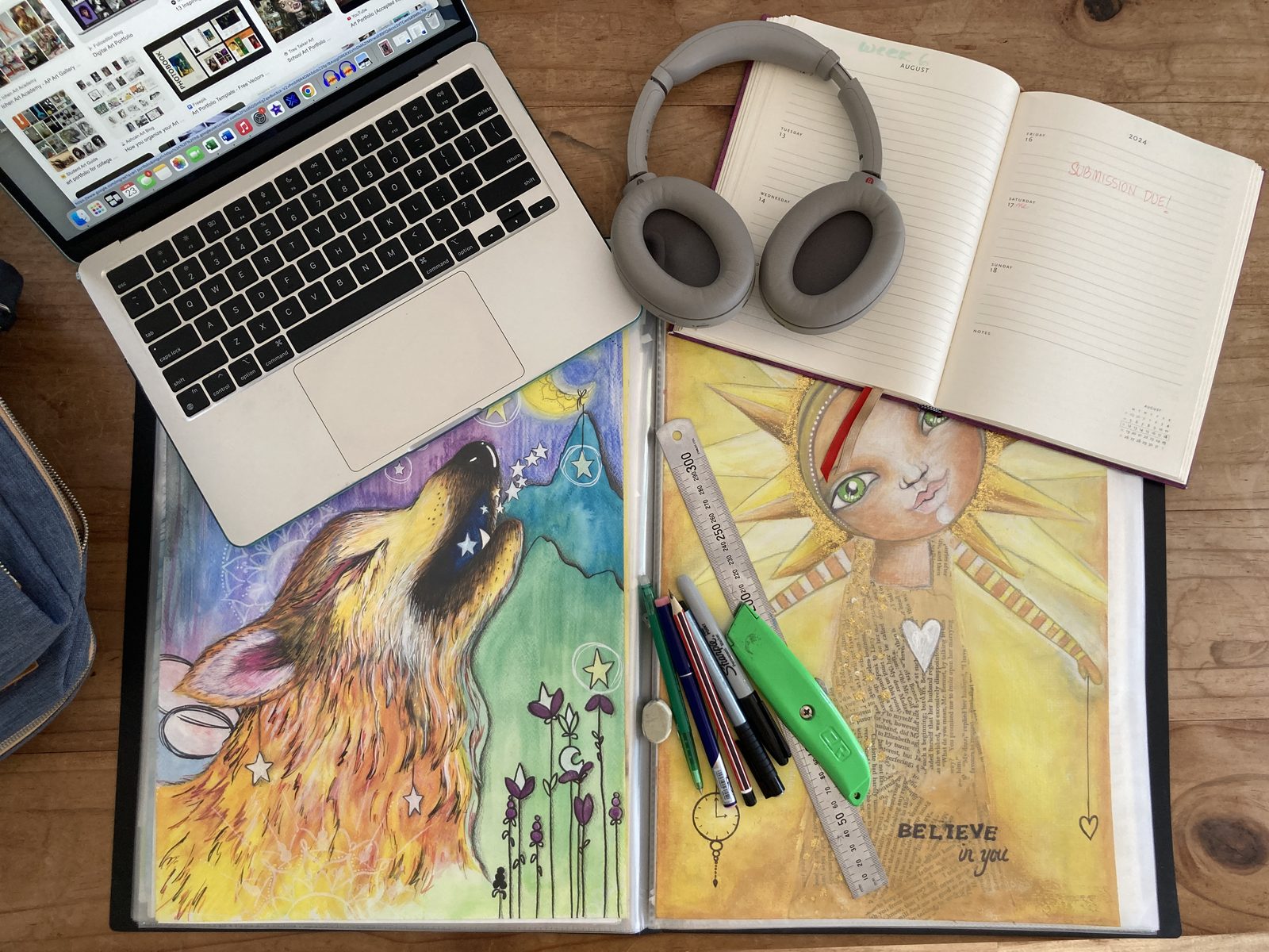 10 Tips to Create an Art Portfolio!