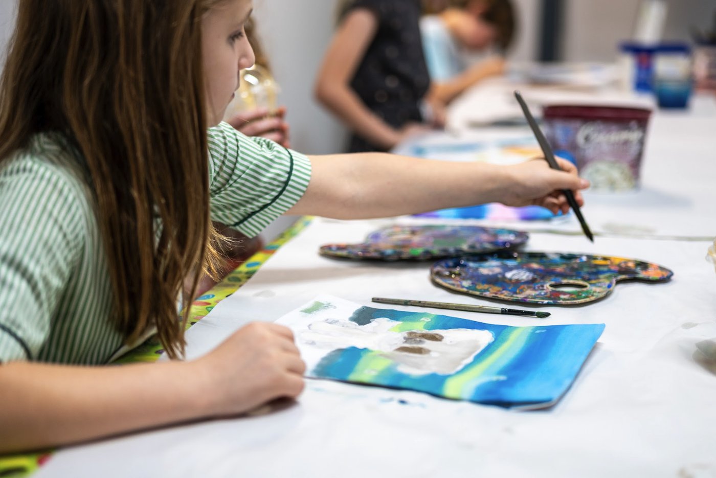 How can art therapy support your child’s learning?